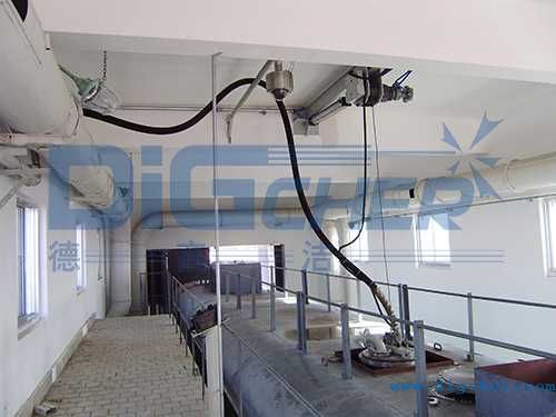 高壓水射流自動化槽車清洗現場